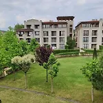 Life Private *