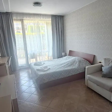 Life Private Apartment Sosopol